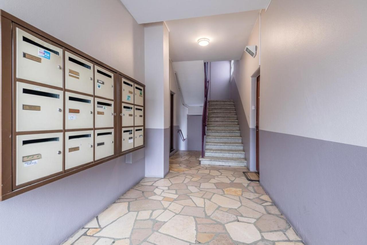 Apartamento Petit Port Furnished Flat Annecy Exterior foto